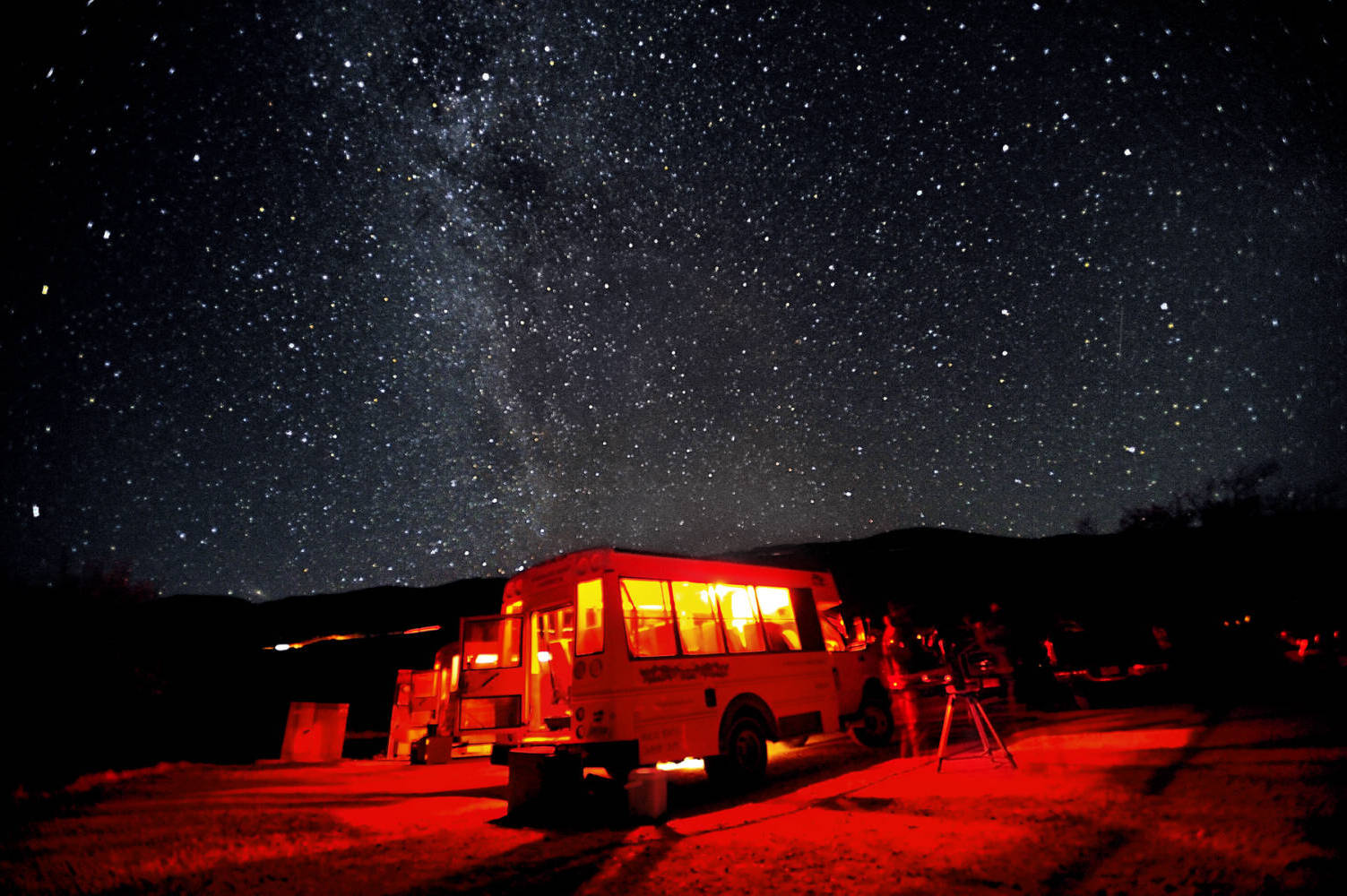 hawaiis-mauna-kea-stargazing-atop-a-dormant-volcano