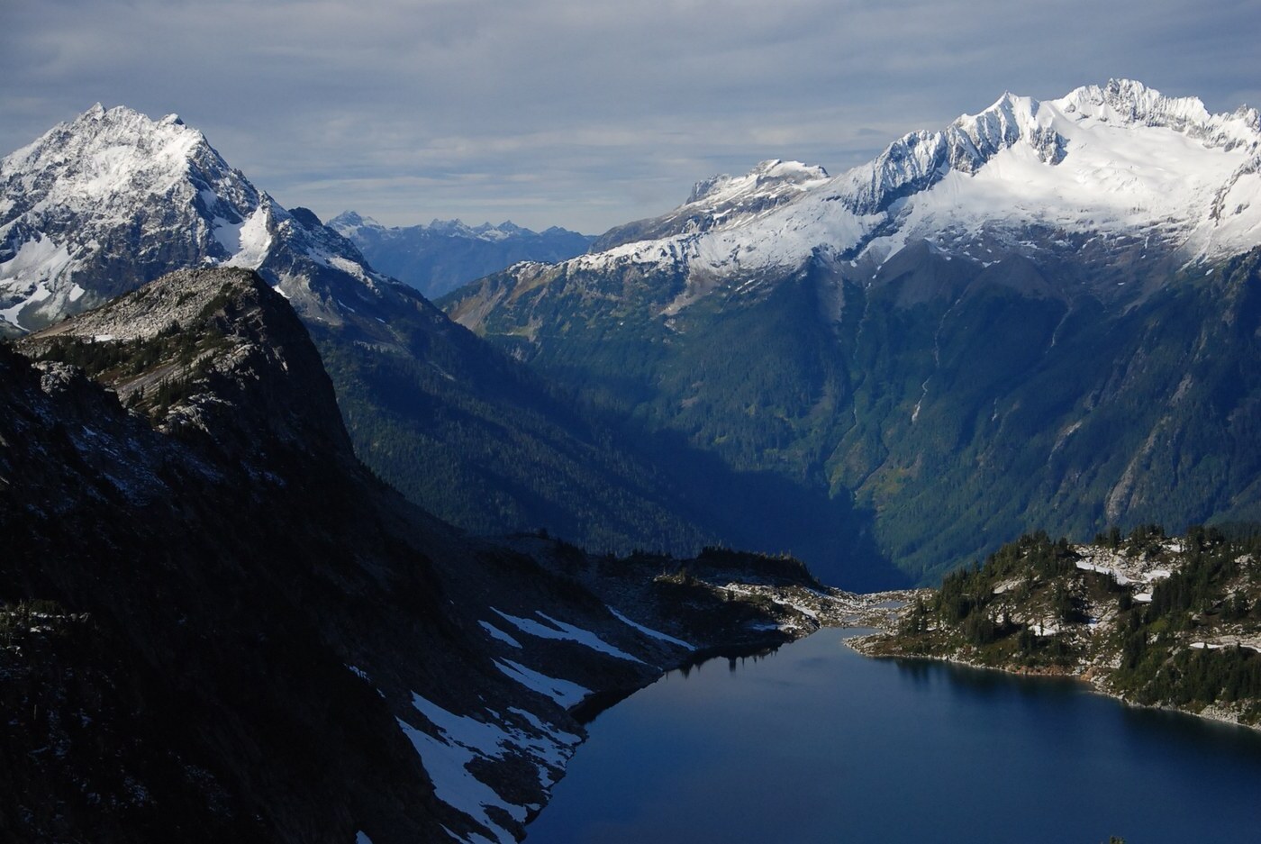 Hidden-Camps-Of-Washington8217s-Mount-Rainier hidden-camps-of-washingtons-mount-rainier