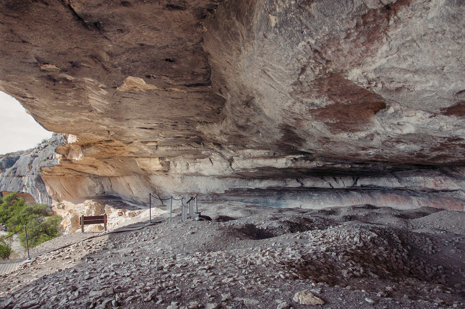 Hidden-Cave-Art-Of-Texas8217-Seminole-Canyon hidden-cave-art-of-texas-seminole-canyon