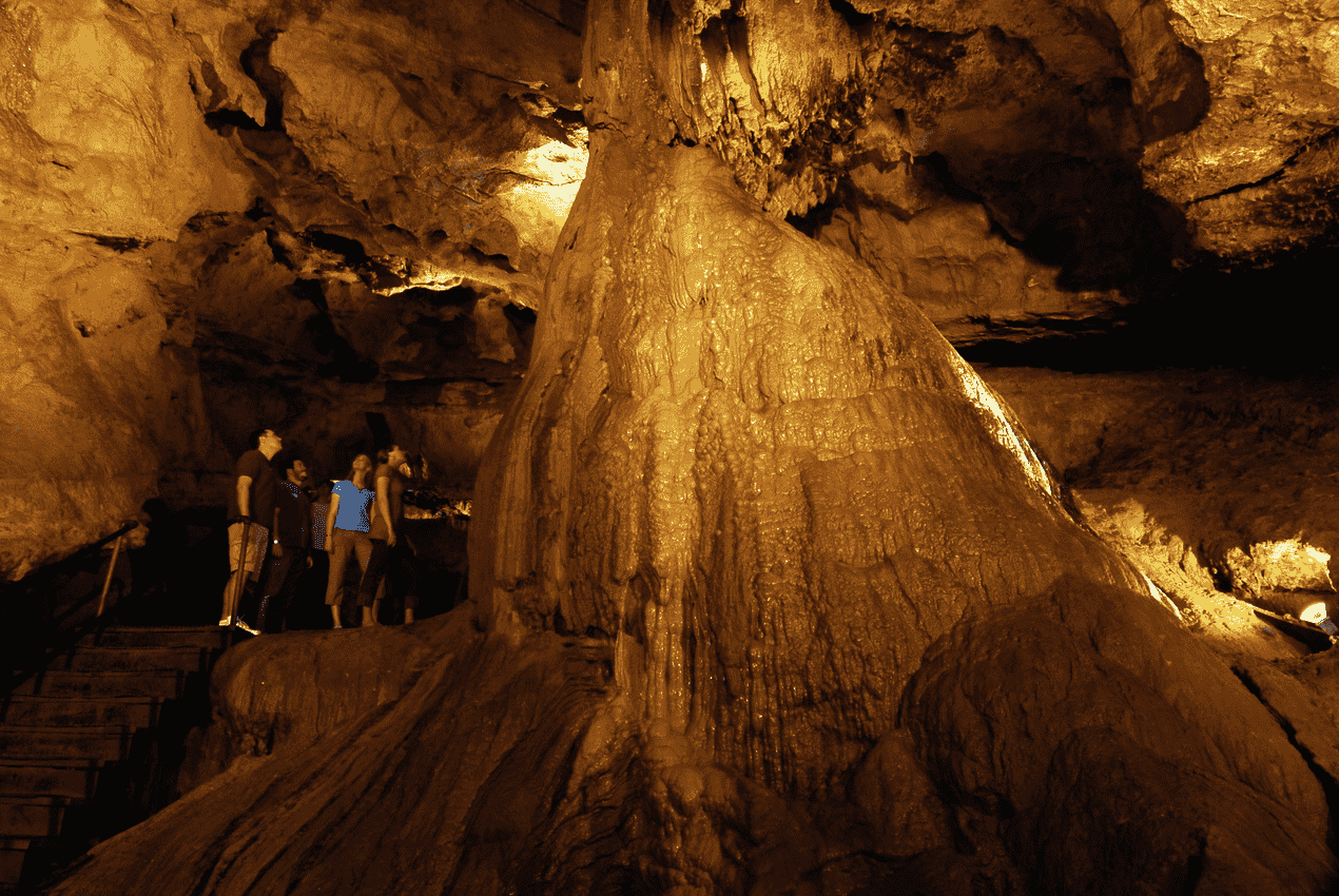 Hidden-Caves-Of-Virginia8217s-New-River hidden-caves-of-virginias-new-river