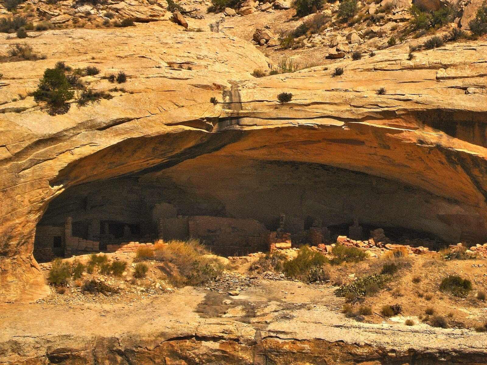 hidden-cliff-dwellings-of-utahs-butler-wash
