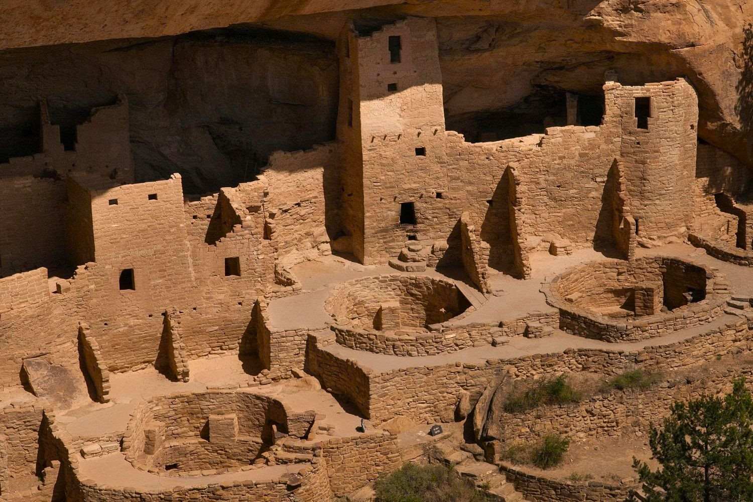 Hidden-Cliff-Dwellings-Of-Utah8217s-Road-Canyon hidden-cliff-dwellings-of-utahs-road-canyon