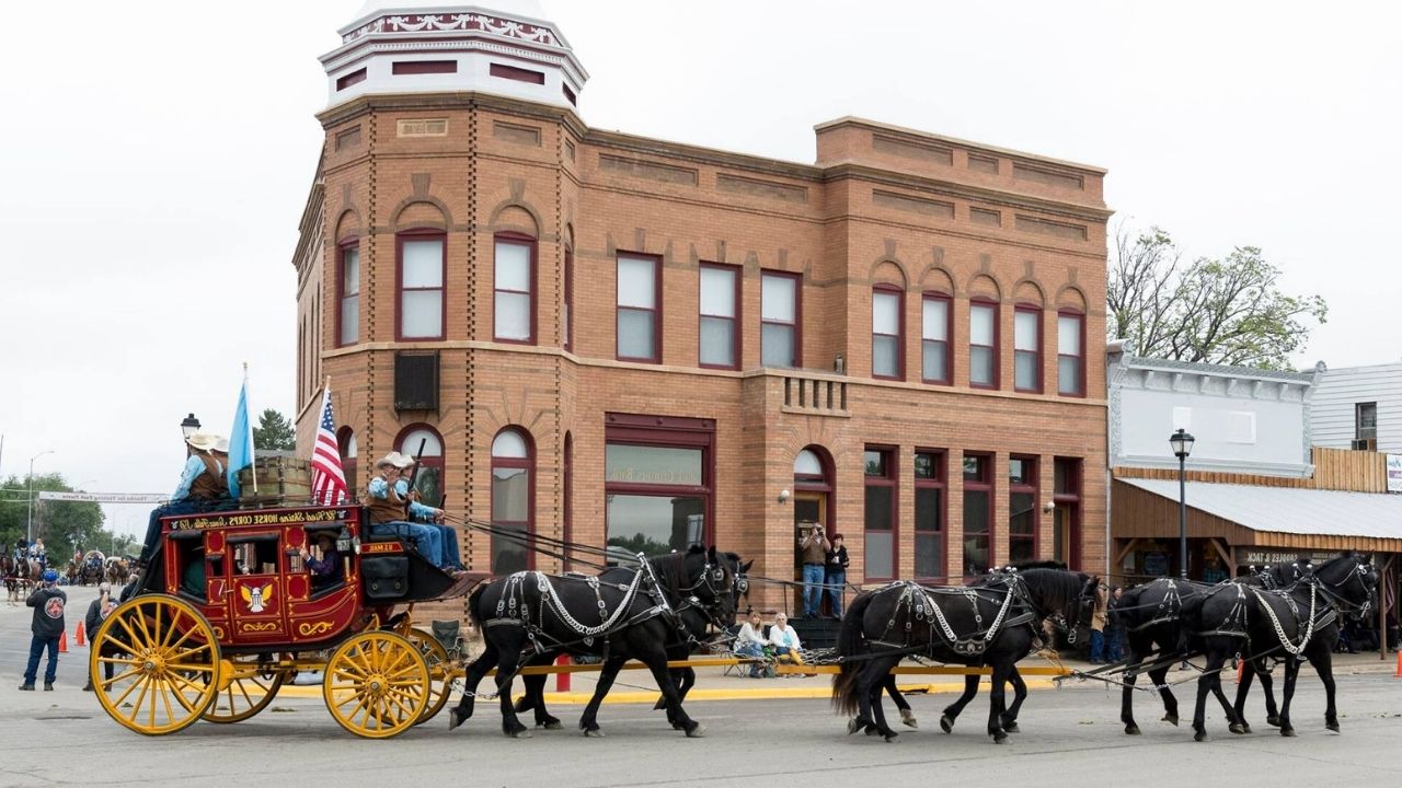 Hidden-History-Of-South-Dakota8217s-Fort-Pierre-Villages hidden-history-of-south-dakotas-fort-pierre-villages