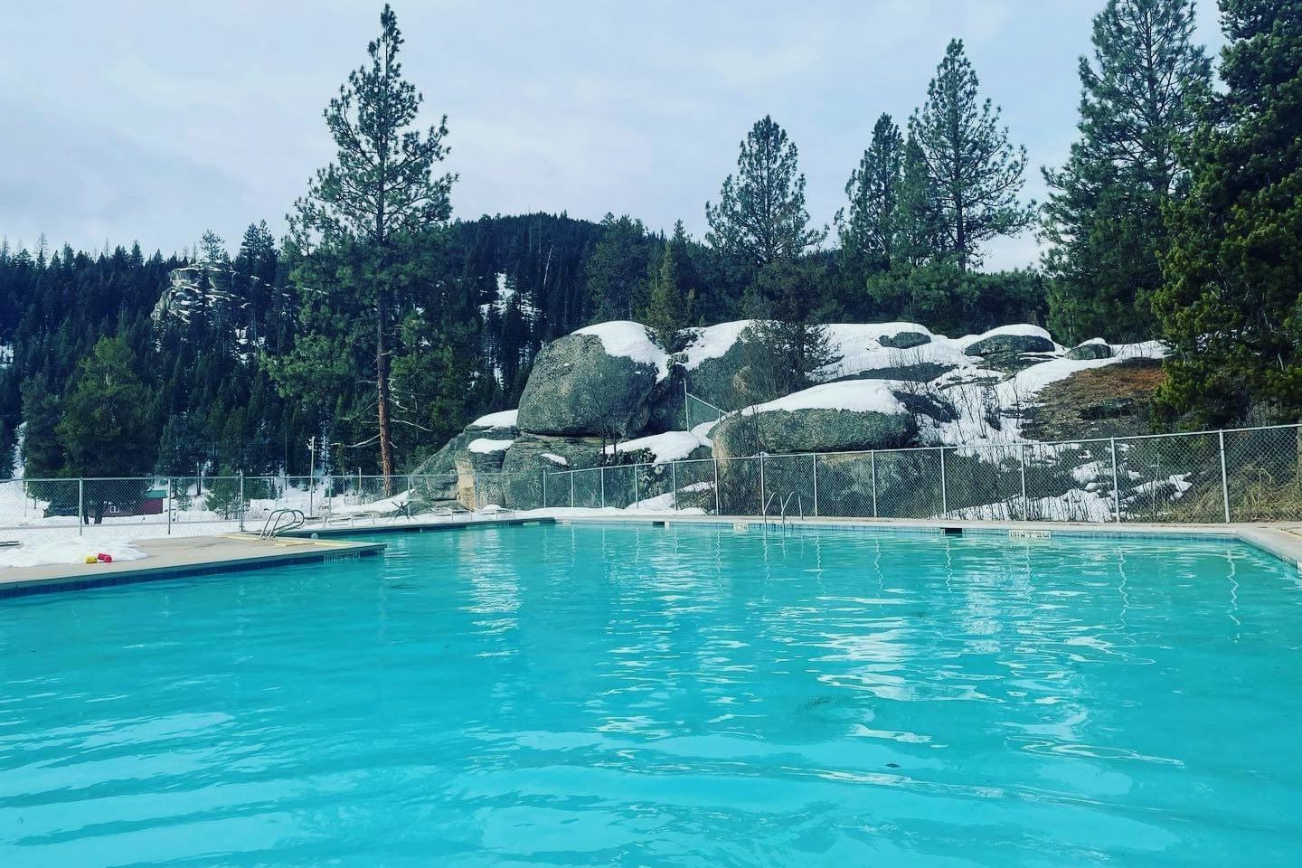 hidden-hot-springs-of-montanas-lolo