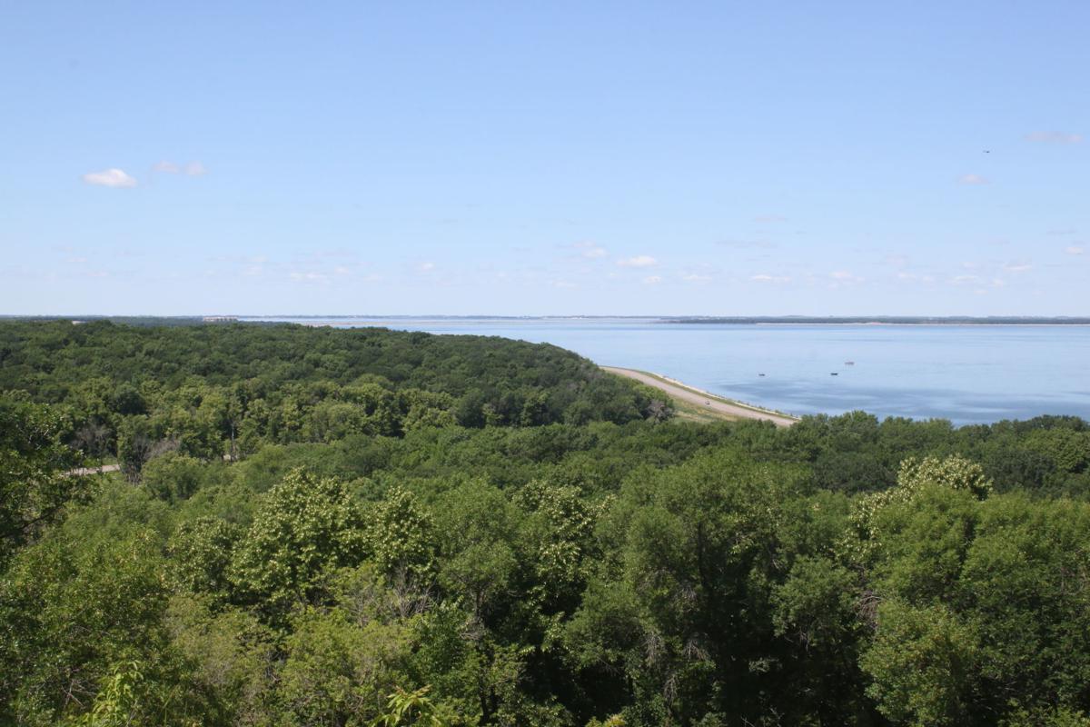 hidden-lakes-of-north-dakotas-sullys-hill