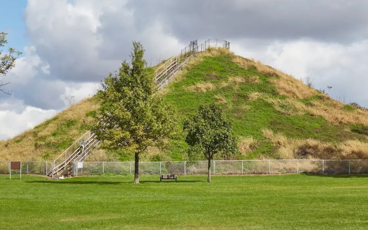 Hidden-Native-American-Mounds-Of-Ohio-River-Valley hidden-native-american-mounds-of-ohio-river-valley