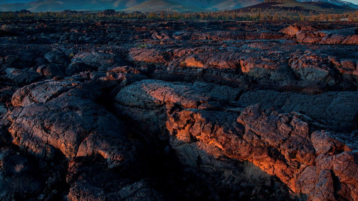 Hidden-Paths-Of-Idaho8217s-Craters-Loop hidden-paths-of-idahos-craters-loop