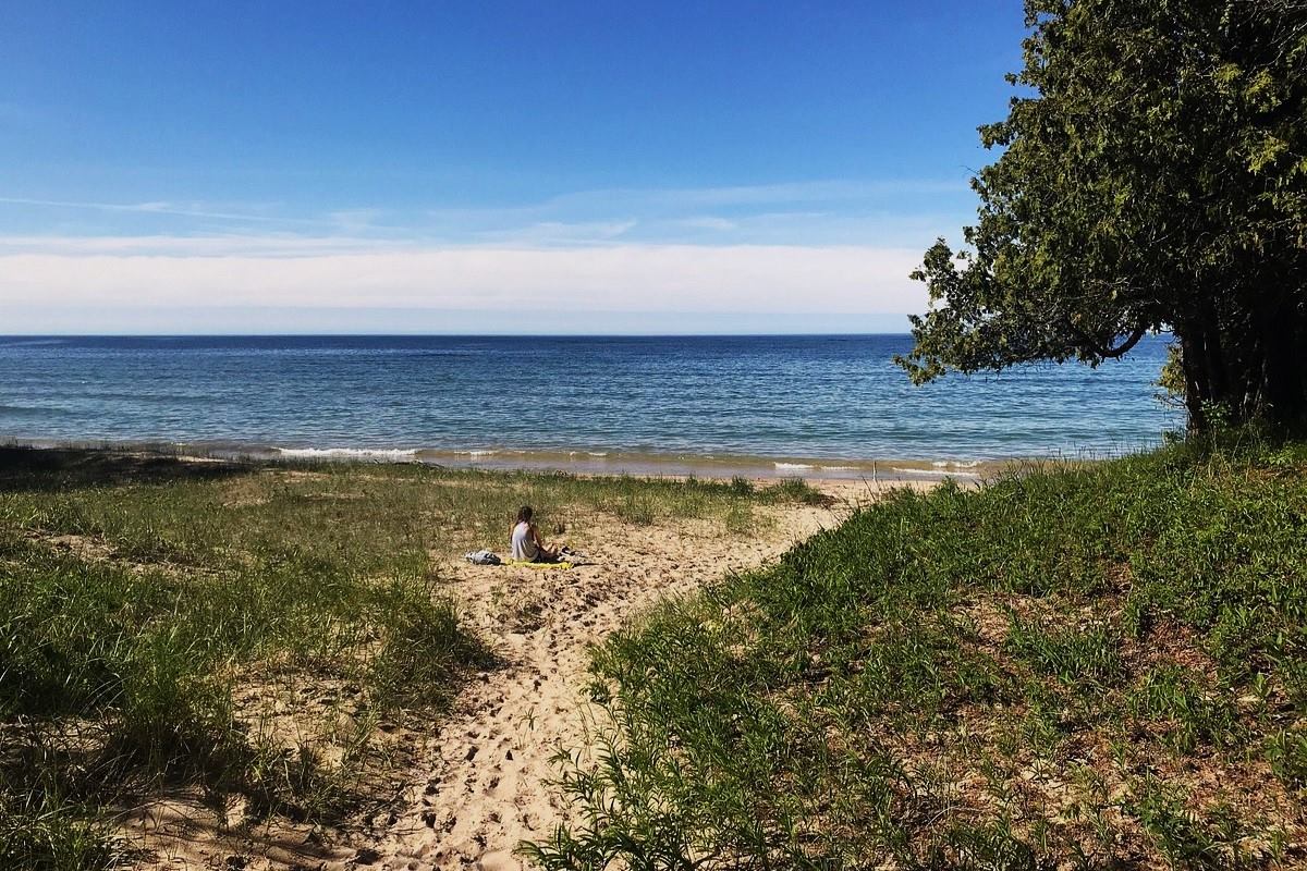 hidden-paths-of-wisconsins-rock-island