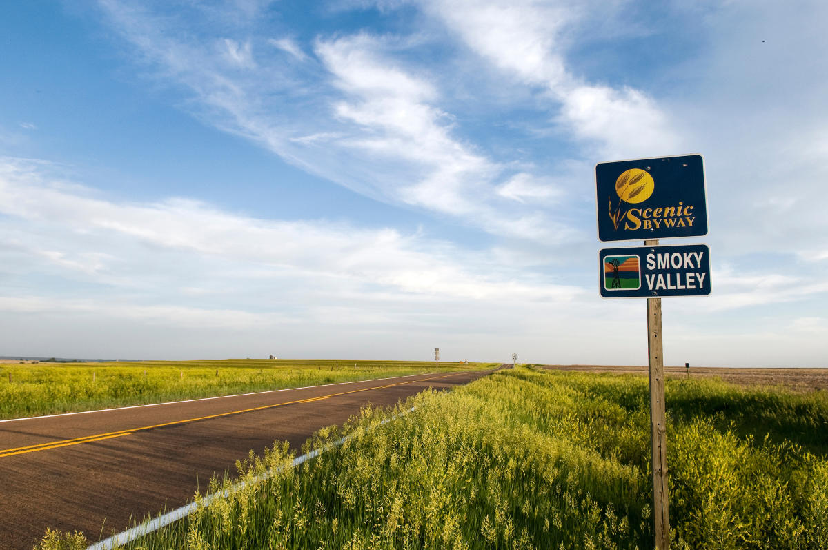 hidden-prairie-paths-of-kansas-smoky-valley