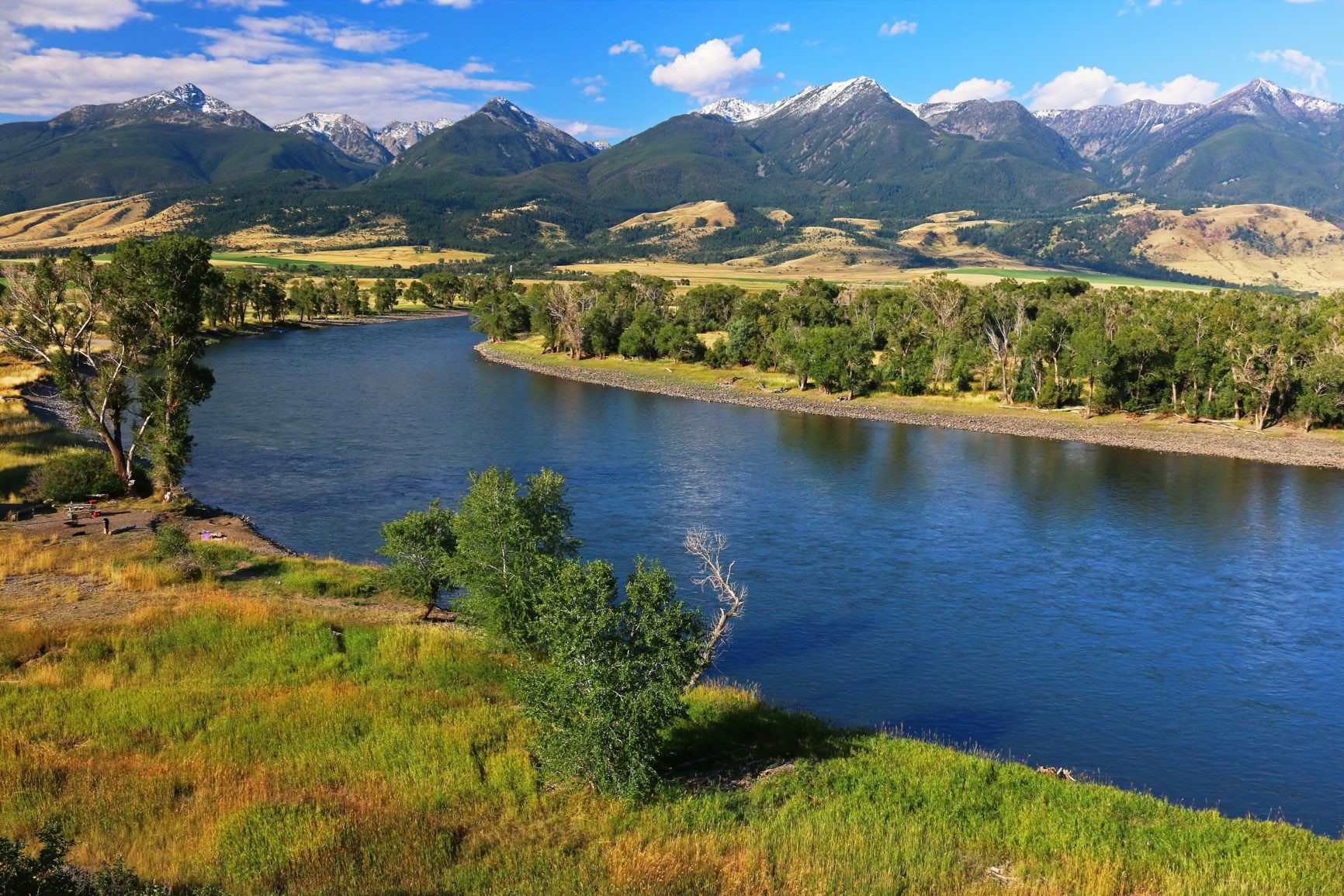 hidden-rivers-of-montanas-paradise-valley