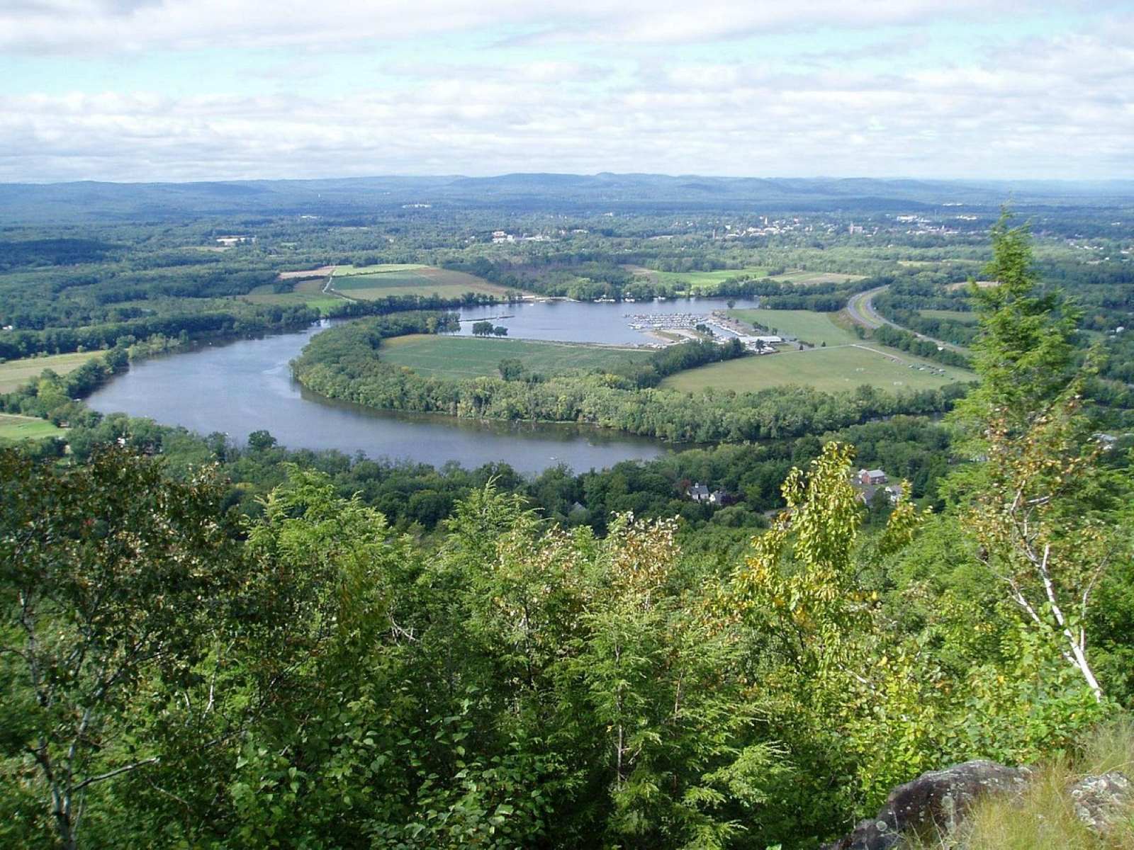 Hidden-Trading-Posts-Of-Connecticut8217s-Mount-Tom hidden-trading-posts-of-connecticuts-mount-tom