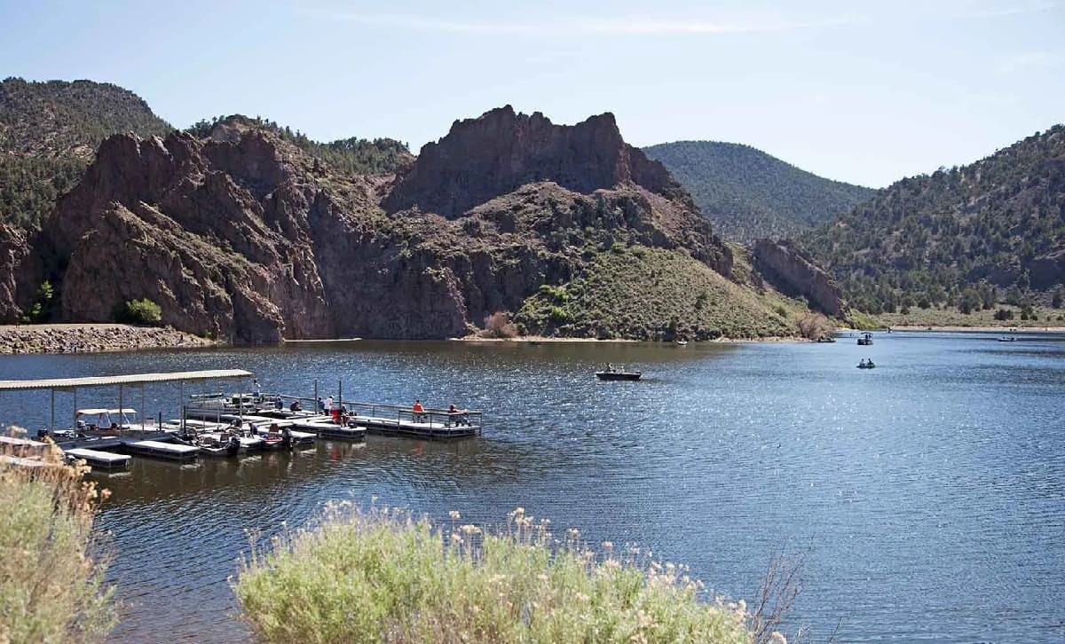 hidden-valleys-of-nevadas-spring-valley