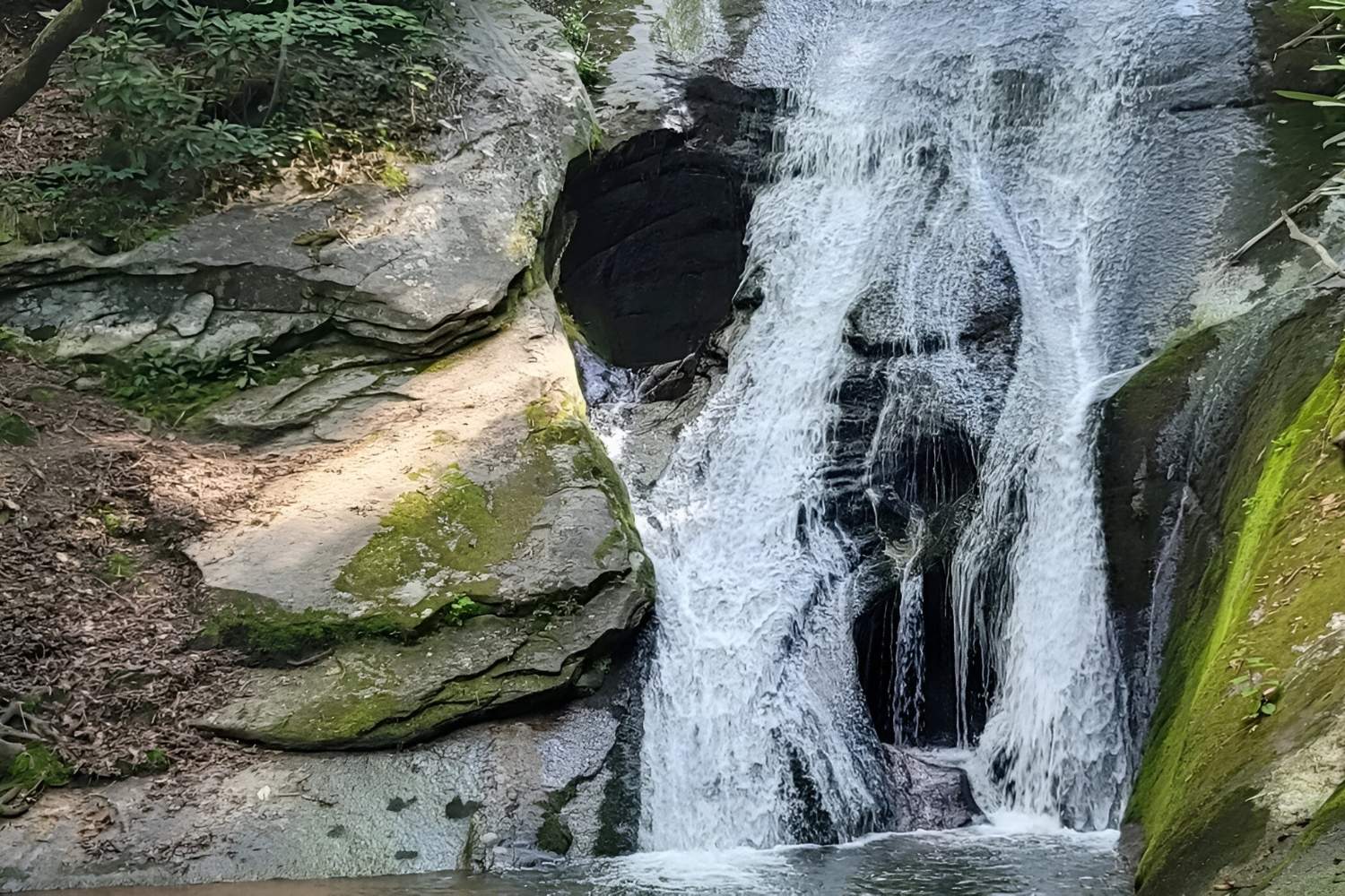 hidden-waterfalls-of-north-carolinas-stone-mountain
