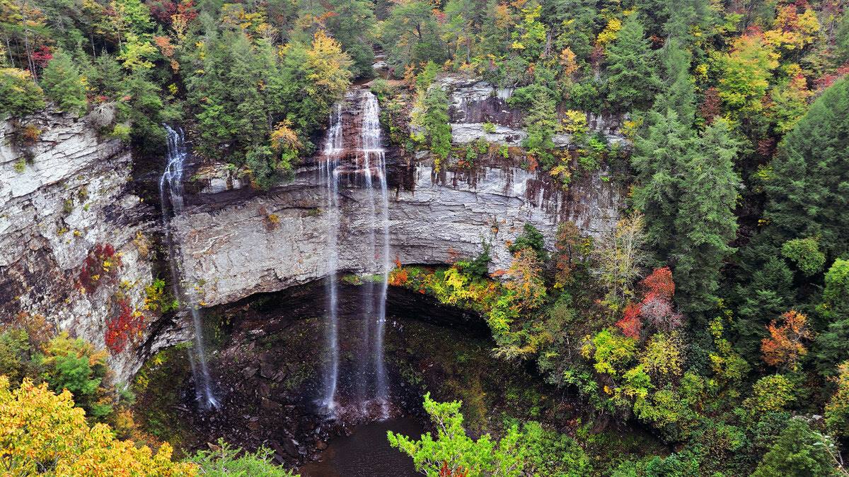 Hidden-Waterfalls-Of-Tennessee8217s-Fall-Creek-Falls hidden-waterfalls-of-tennessees-fall-creek-falls