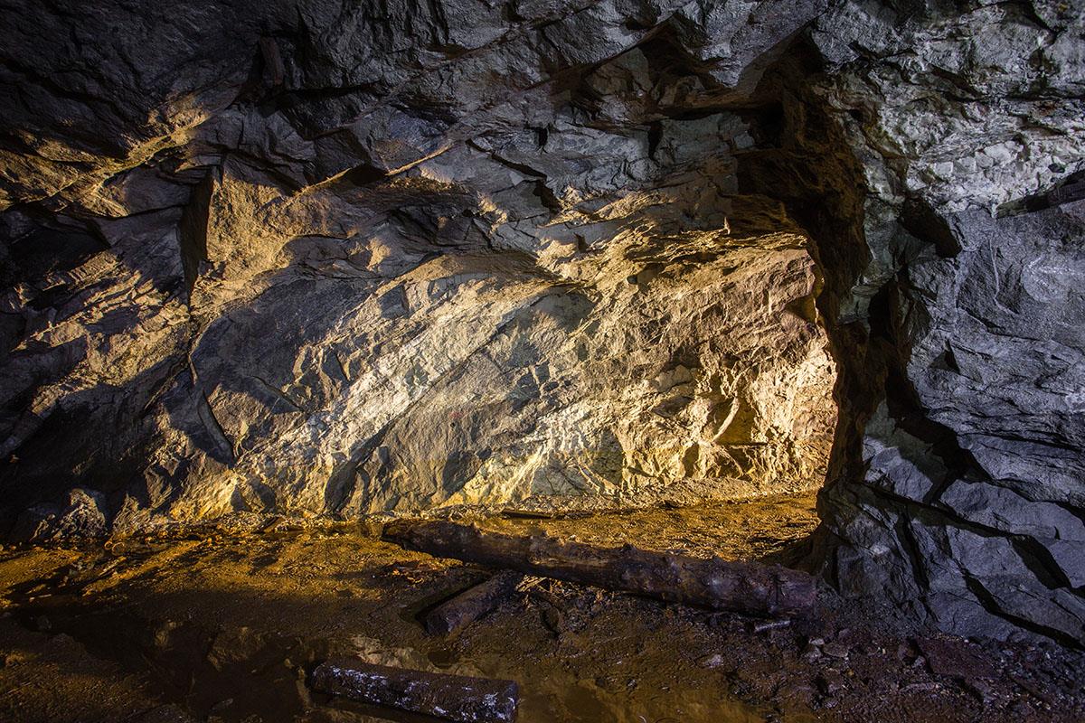 lost-mines-of-utahs-henry-mountains