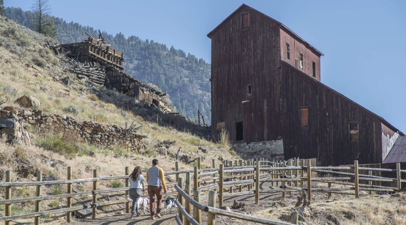 lost-mining-towns-of-idahos-boulder-mountains