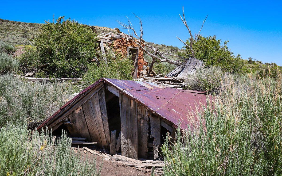 Lost-Mining-Towns-Of-Nevada8217s-Hamilton lost-mining-towns-of-nevadas-hamilton