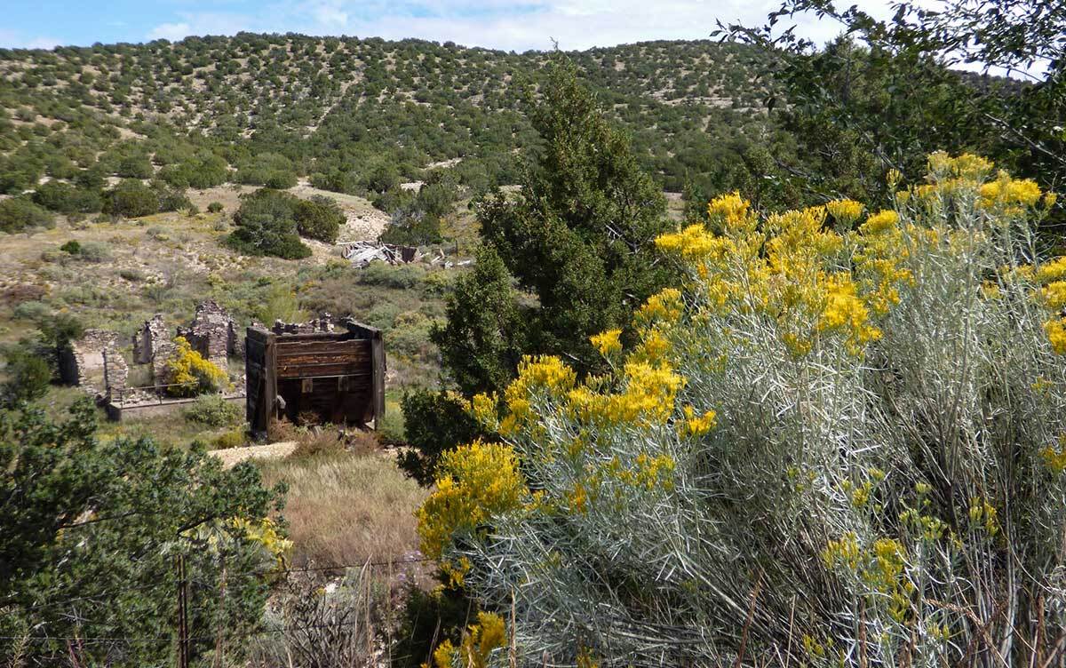 lost-trading-posts-of-new-mexicos-turquoise-trail