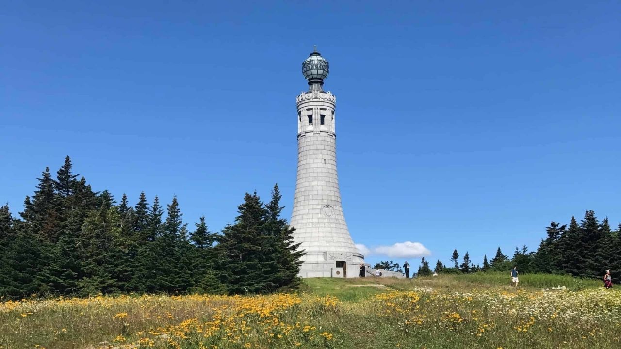 massachusetts-secret-mount-greylock-peak-in-the-berkshires