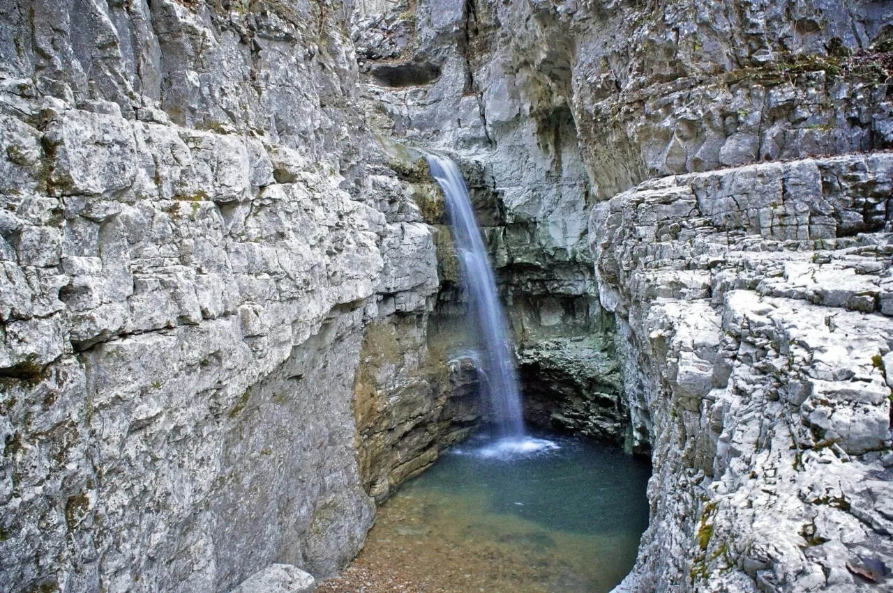 mysteries-behind-alabamas-walls-of-jericho