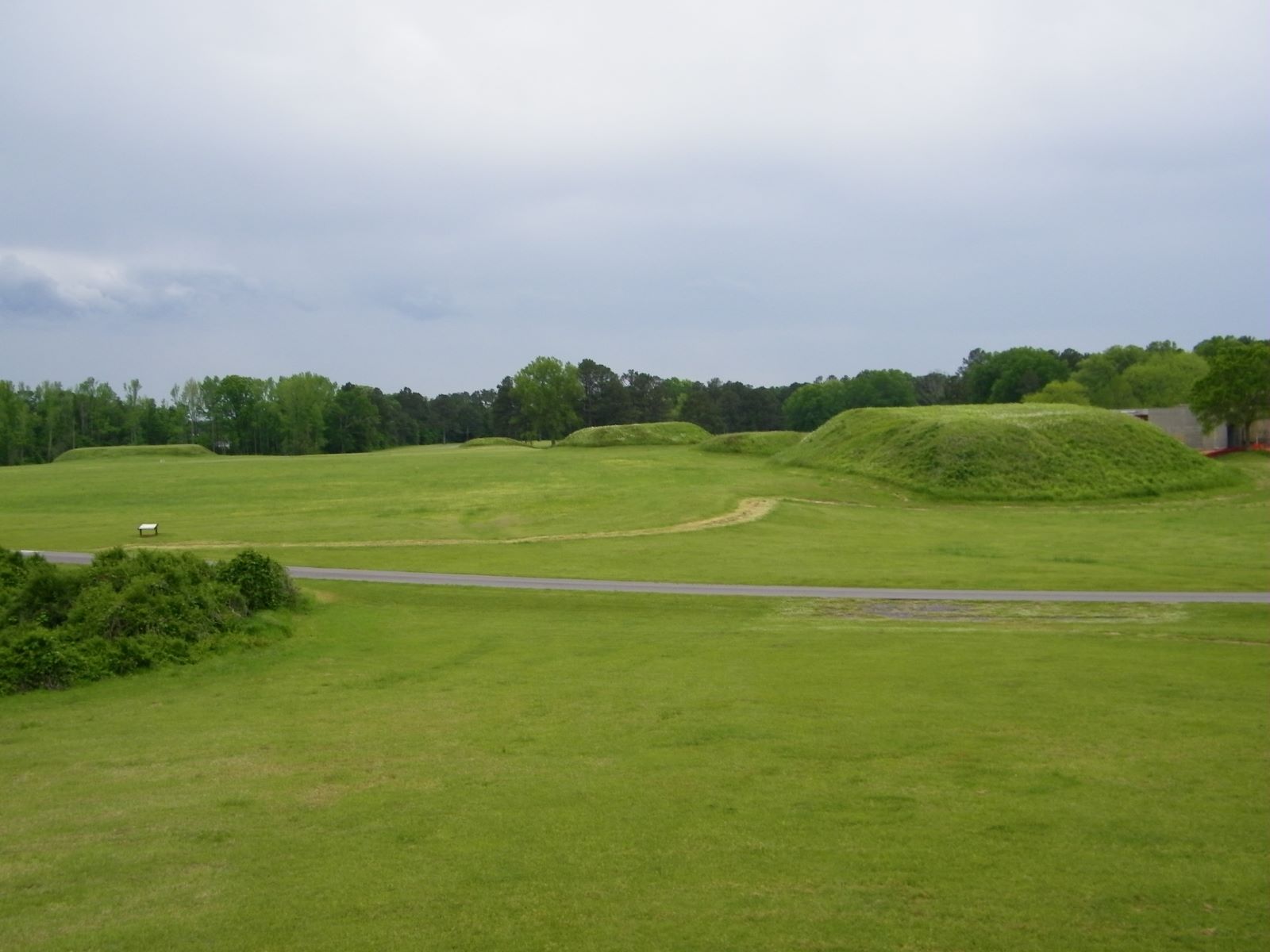 mysteries-of-alabamas-moundville-ruins