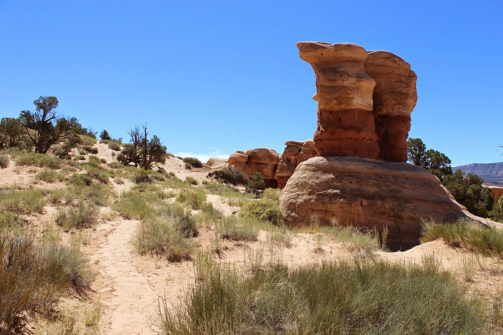 mysteries-of-californias-devils-garden