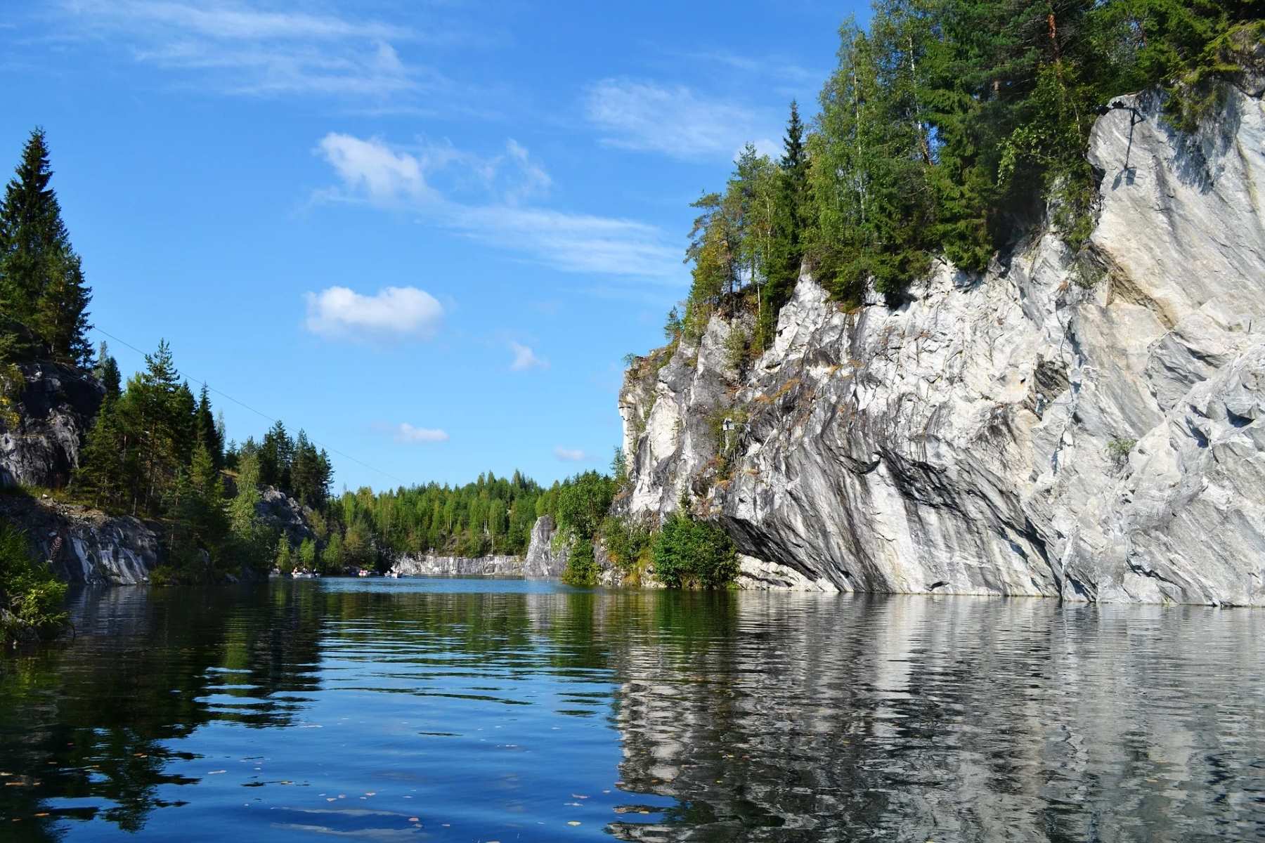 mysteries-of-californias-marble-lakes