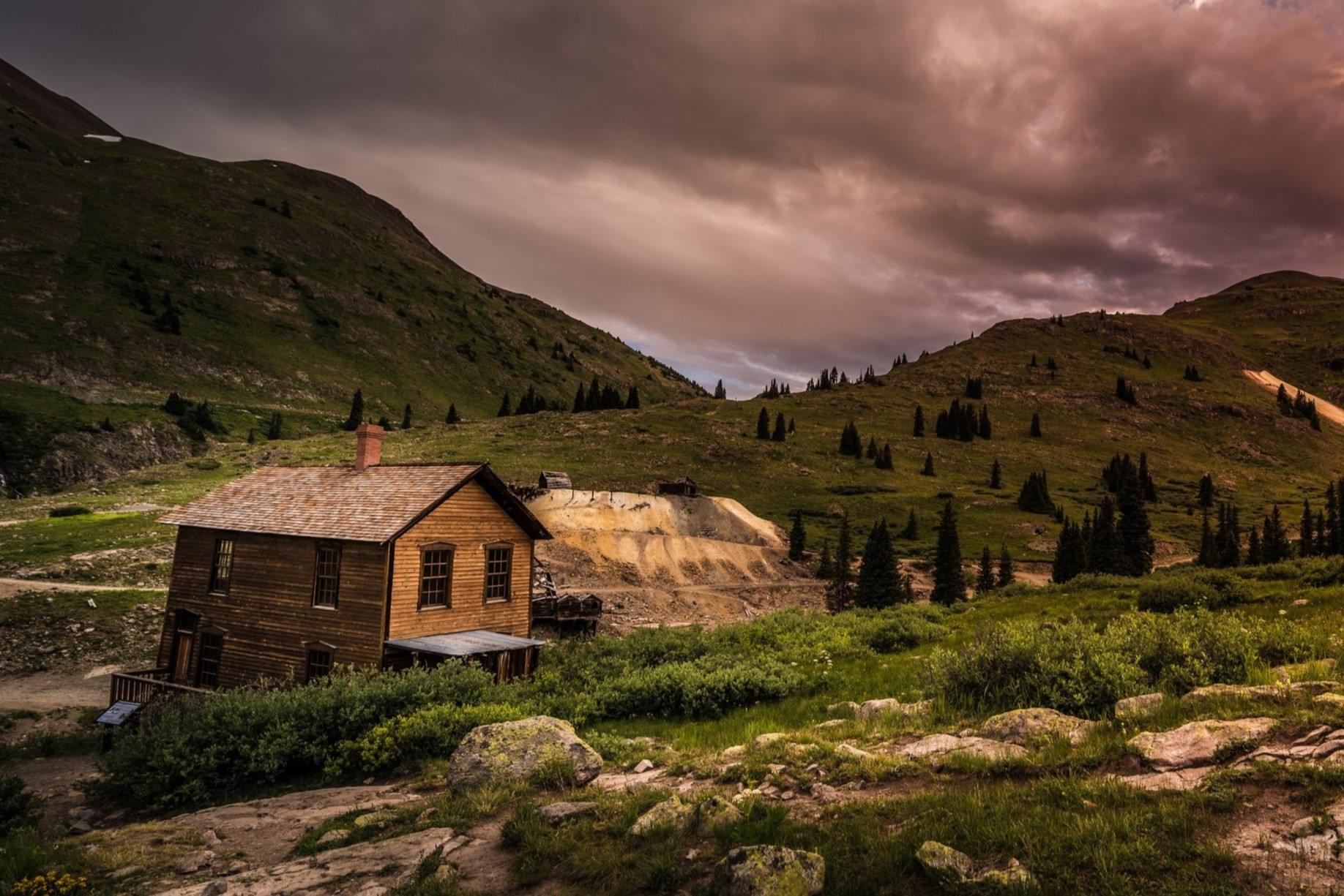 mysteries-of-colorados-animas-forks-ghost-towns