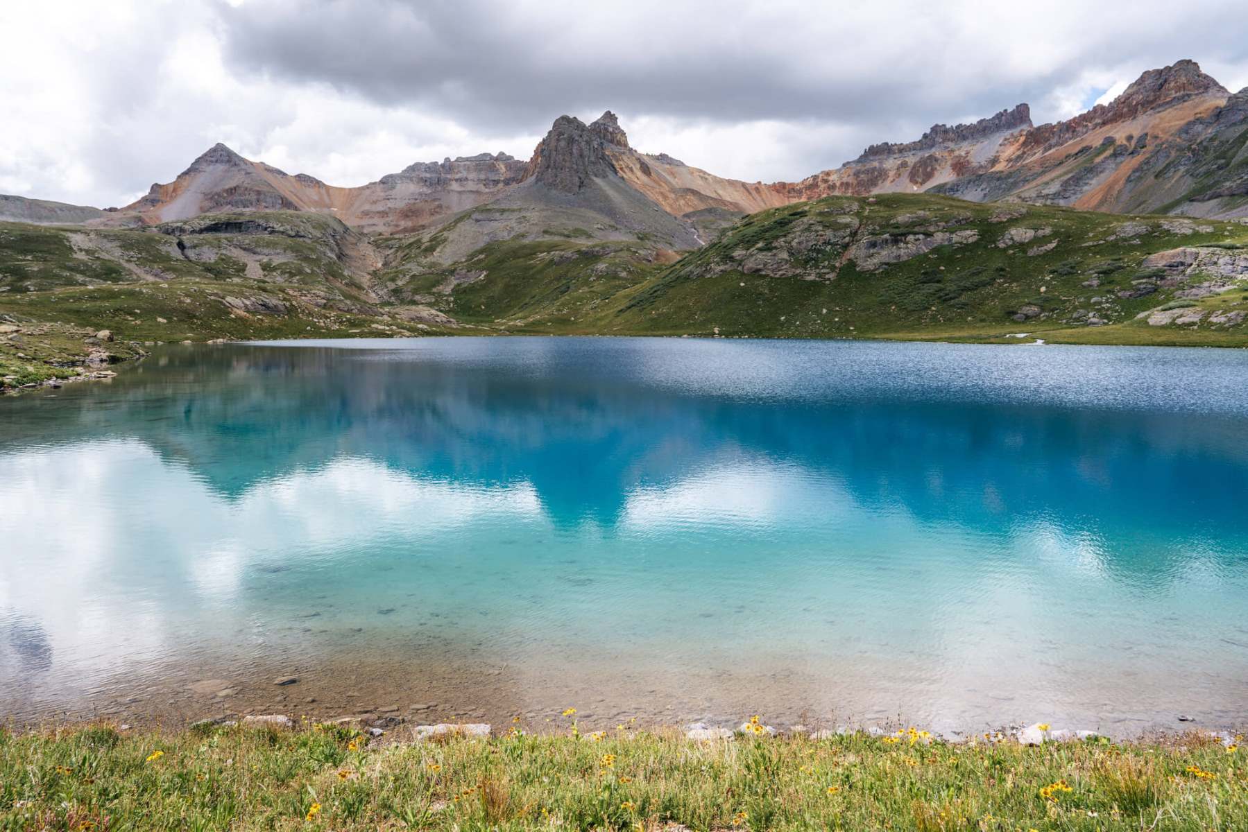 mysteries-of-colorados-ice-lakes