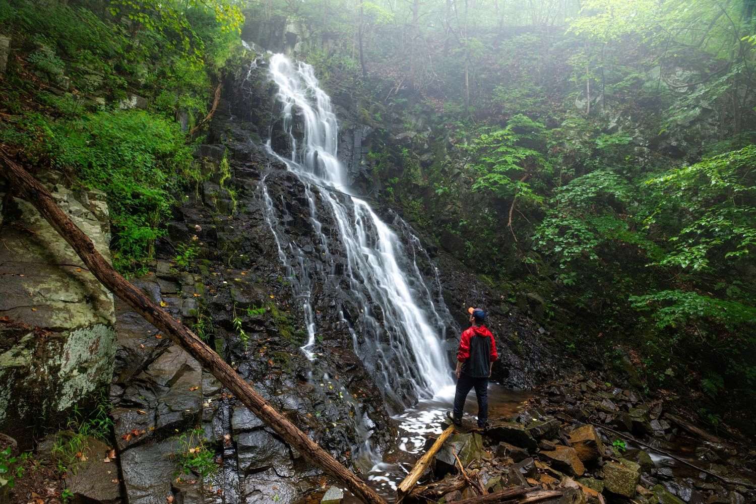mysteries-of-connecticuts-roaring-brook