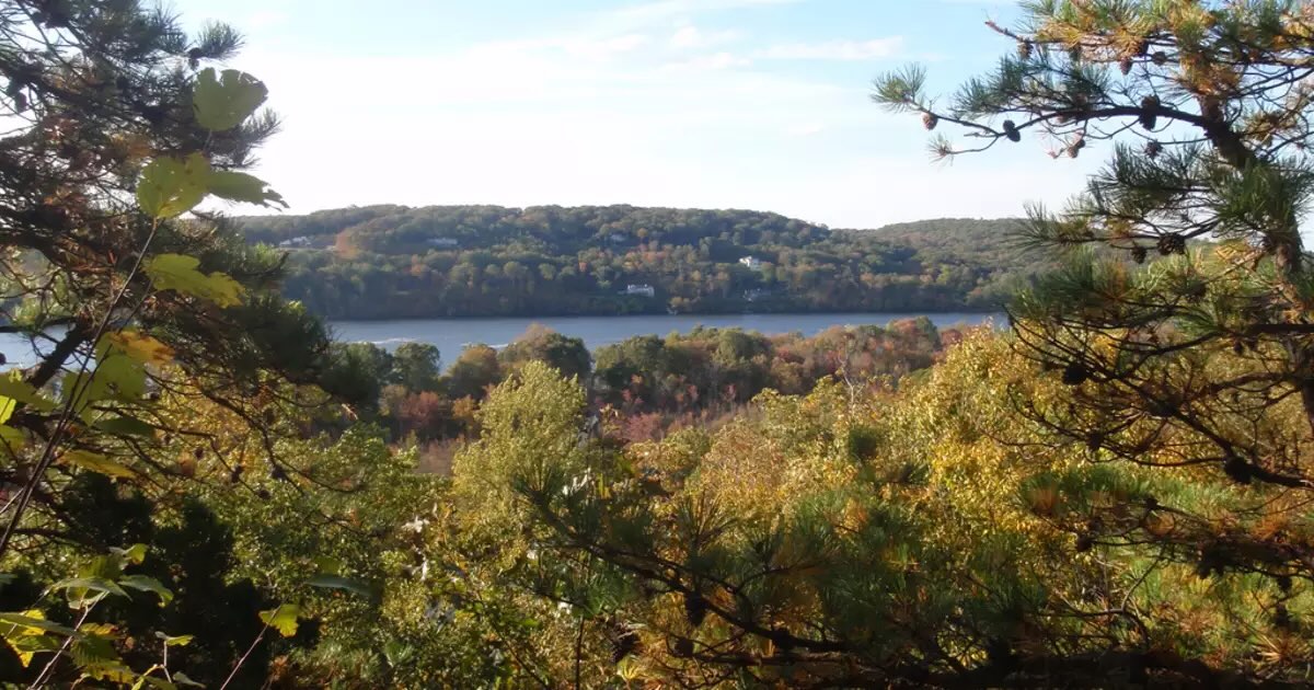 Mysteries-Of-Connecticut8217s-Selden-Neck mysteries-of-connecticuts-selden-neck