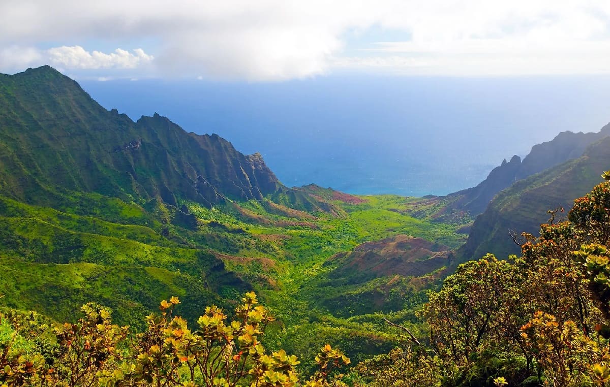 Mysteries-Of-Hawaii8217s-Kalalau-Valley mysteries-of-hawaiis-kalalau-valley
