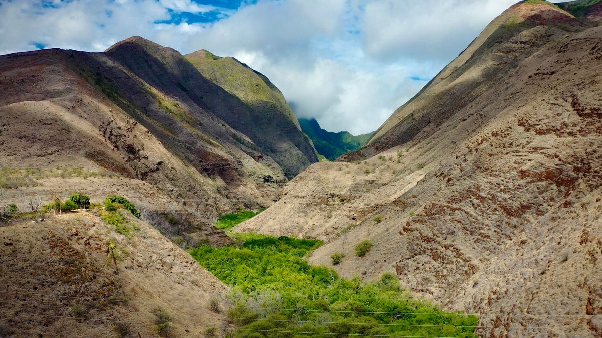 Mysteries-Of-Hawaii8217s-Olowalu-Valley mysteries-of-hawaiis-olowalu-valley