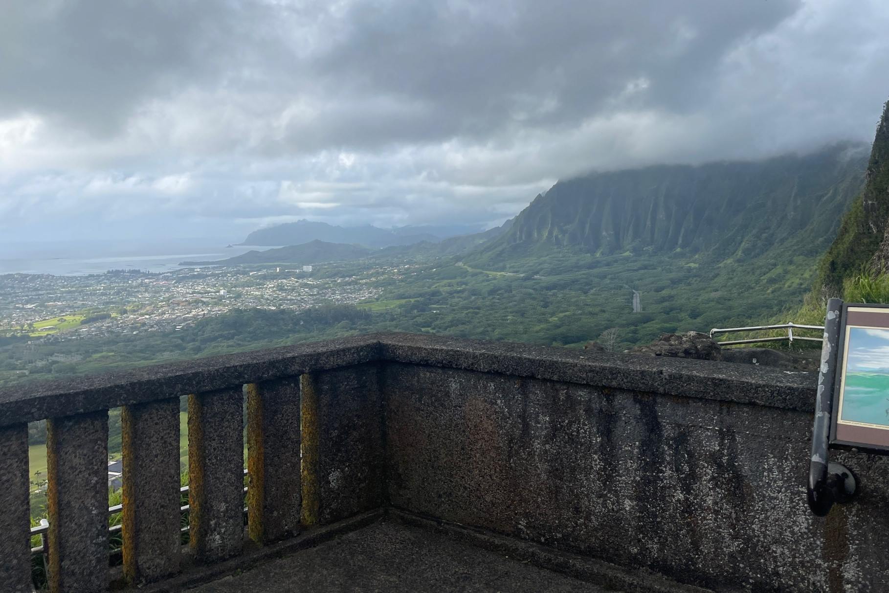 mysteries-of-hawaiis-pali-lookout