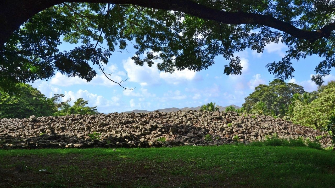 mysteries-of-hawaiis-ulupo-stone-rings