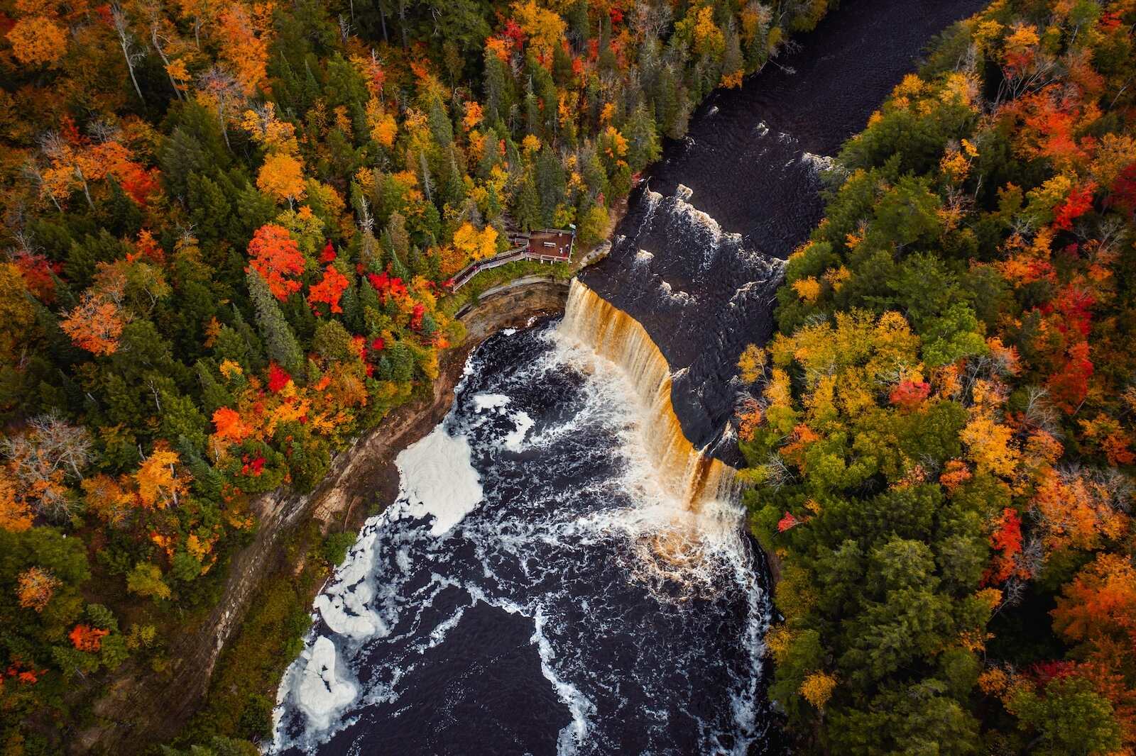 Mysteries-Of-Michigan8217s-Tahquamenon-Waters mysteries-of-michigans-tahquamenon-waters