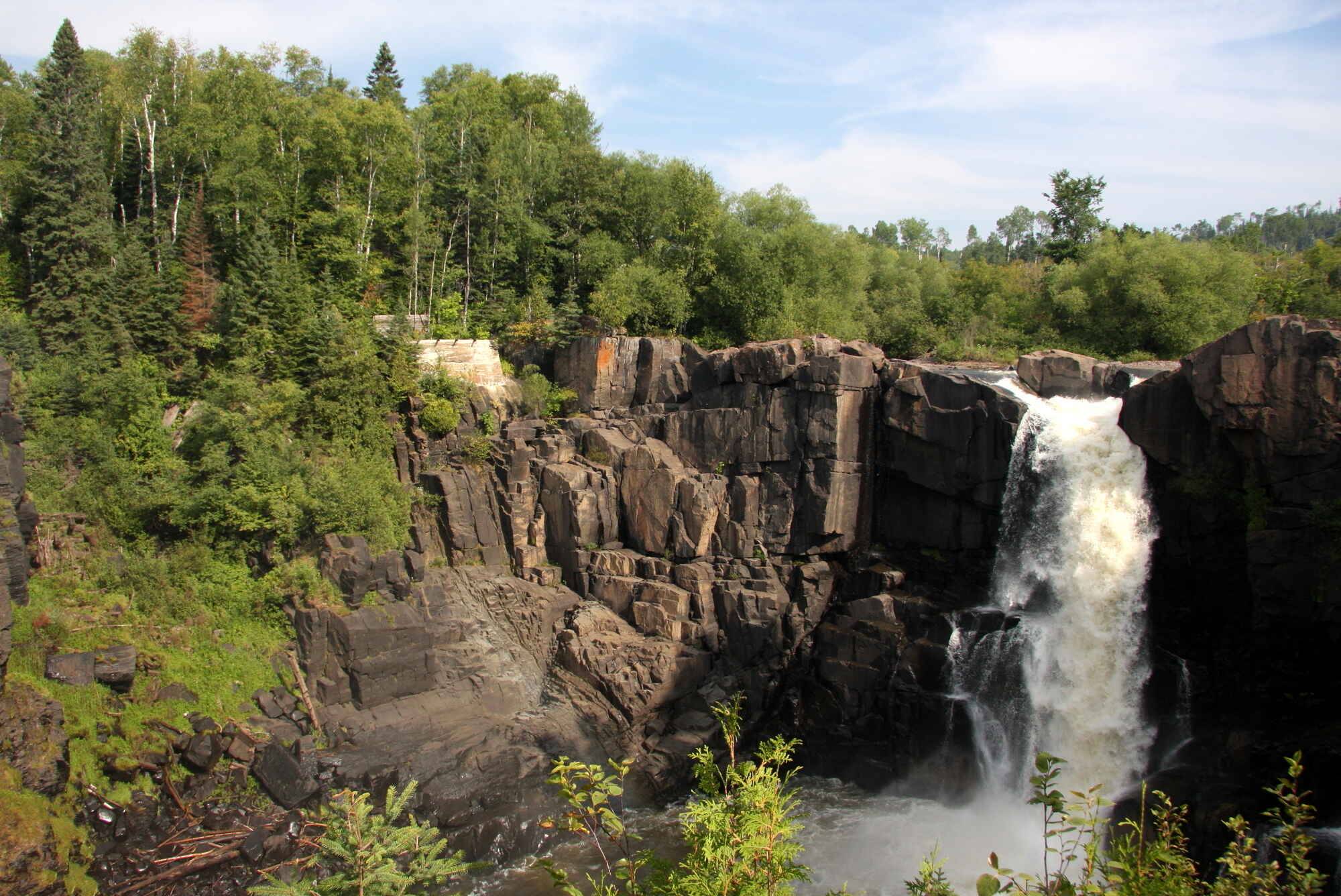 mysteries-of-minnesotas-grand-portage-ruins