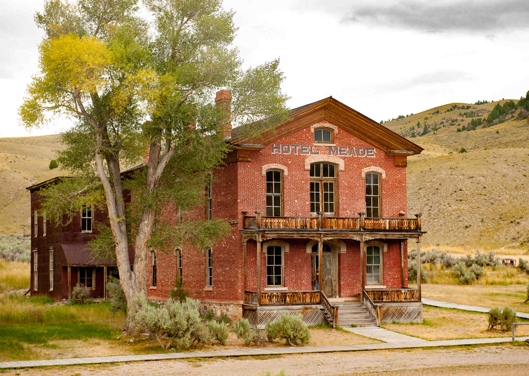mysteries-of-montanas-bannack-ghost-towns