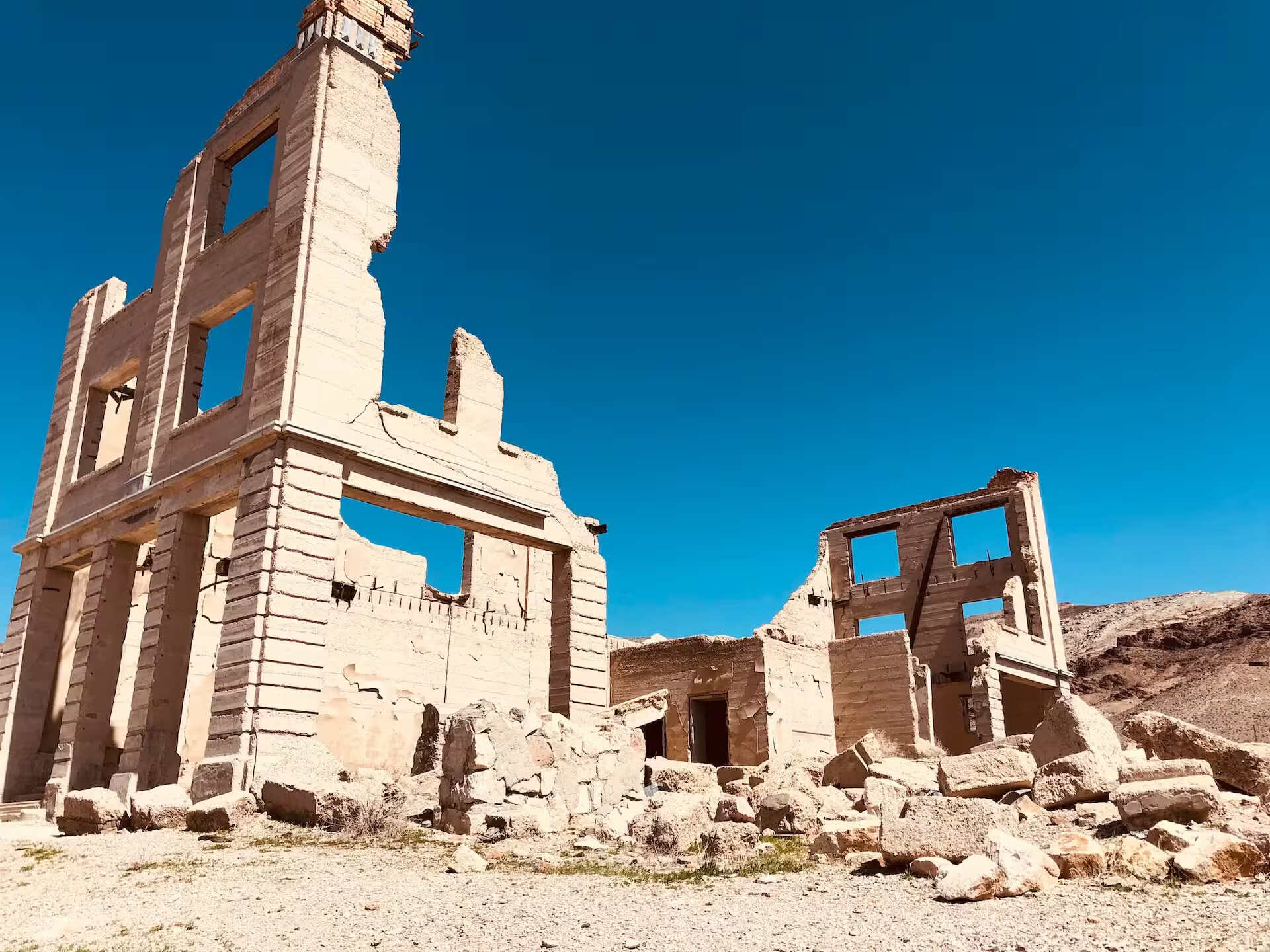 mysteries-of-nevadas-belmont-ghost-towns