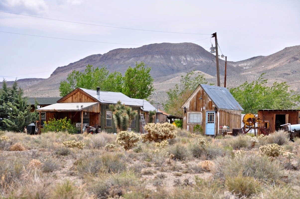 Mysteries-Of-Nevada8217s-Gold-Point-Ghost-Towns mysteries-of-nevadas-gold-point-ghost-towns