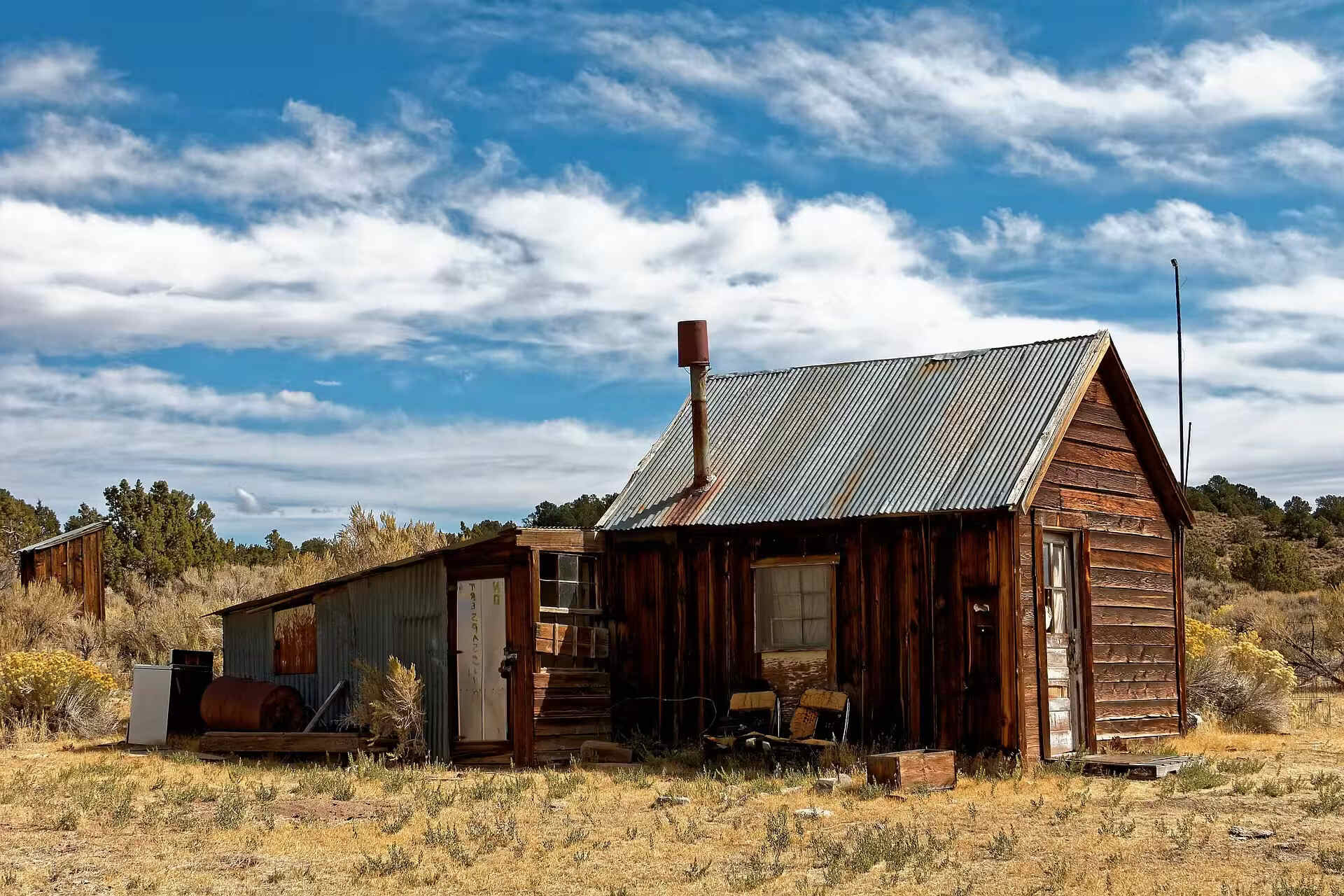 Mysteries-Of-Nevada8217s-Treasure-Canyon-Ghost-Towns mysteries-of-nevadas-treasure-canyon-ghost-towns