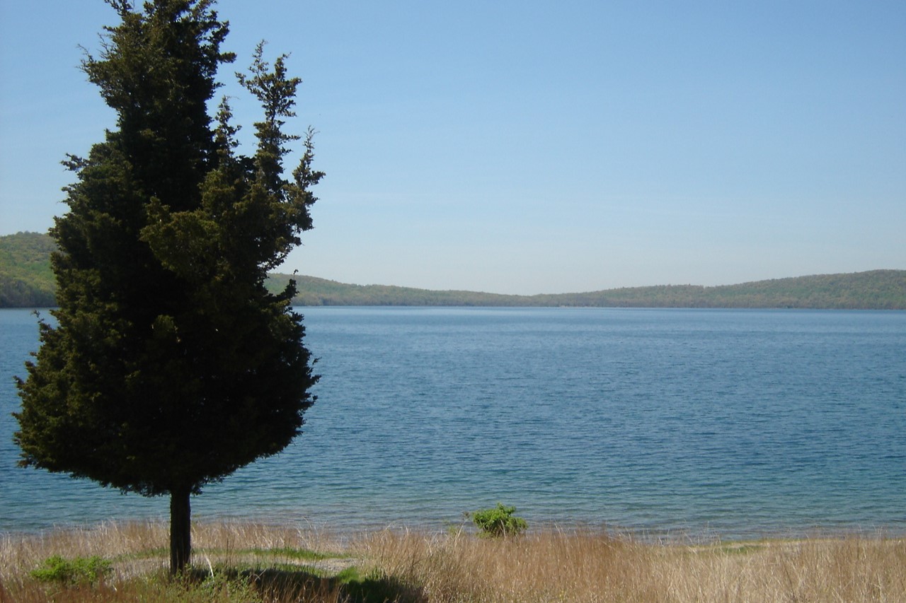 Mysteries-Of-New-Jersey8217s-Round-Valley-Lakes mysteries-of-new-jerseys-round-valley-lakes