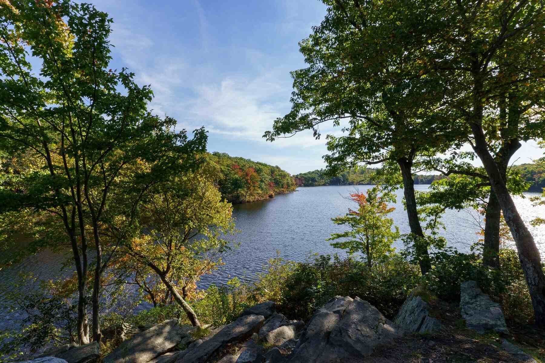 Mysteries-Of-New-Jersey8217s-Sunfish-Pond mysteries-of-new-jerseys-sunfish-pond