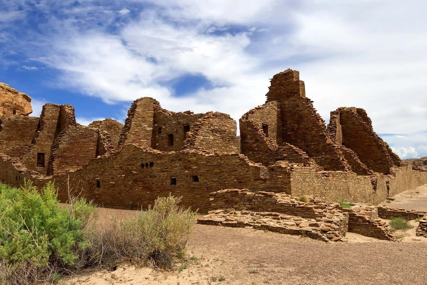 mysteries-of-new-mexicos-chaco-canyon-ruins