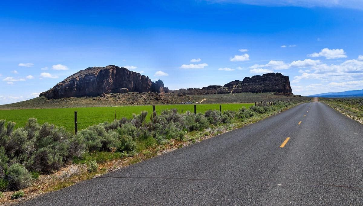 Mysteries-Of-Oregon8217s-Fort-Rock-Trails mysteries-of-oregons-fort-rock-trails