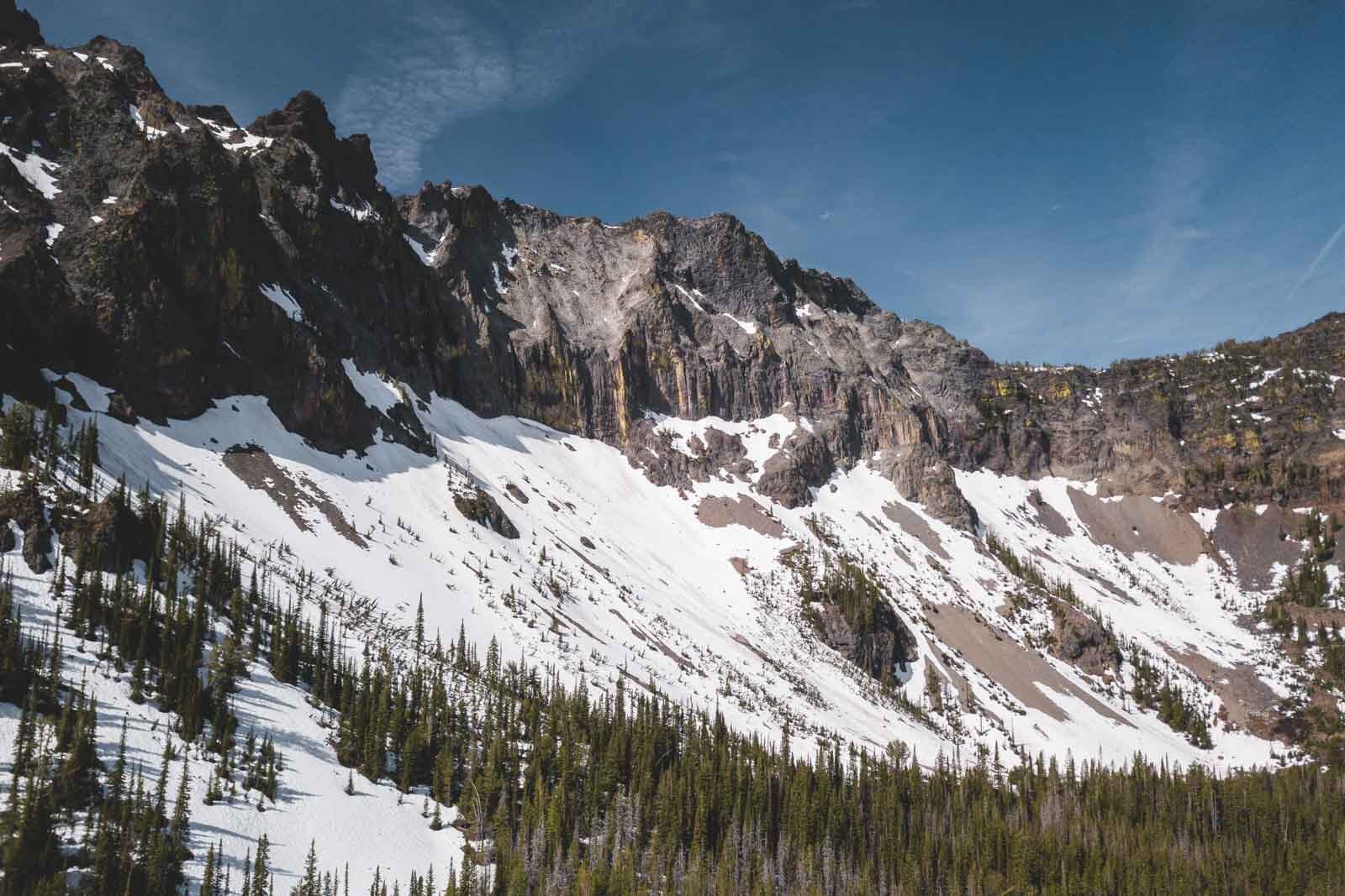 mysteries-of-oregons-strawberry-mountain