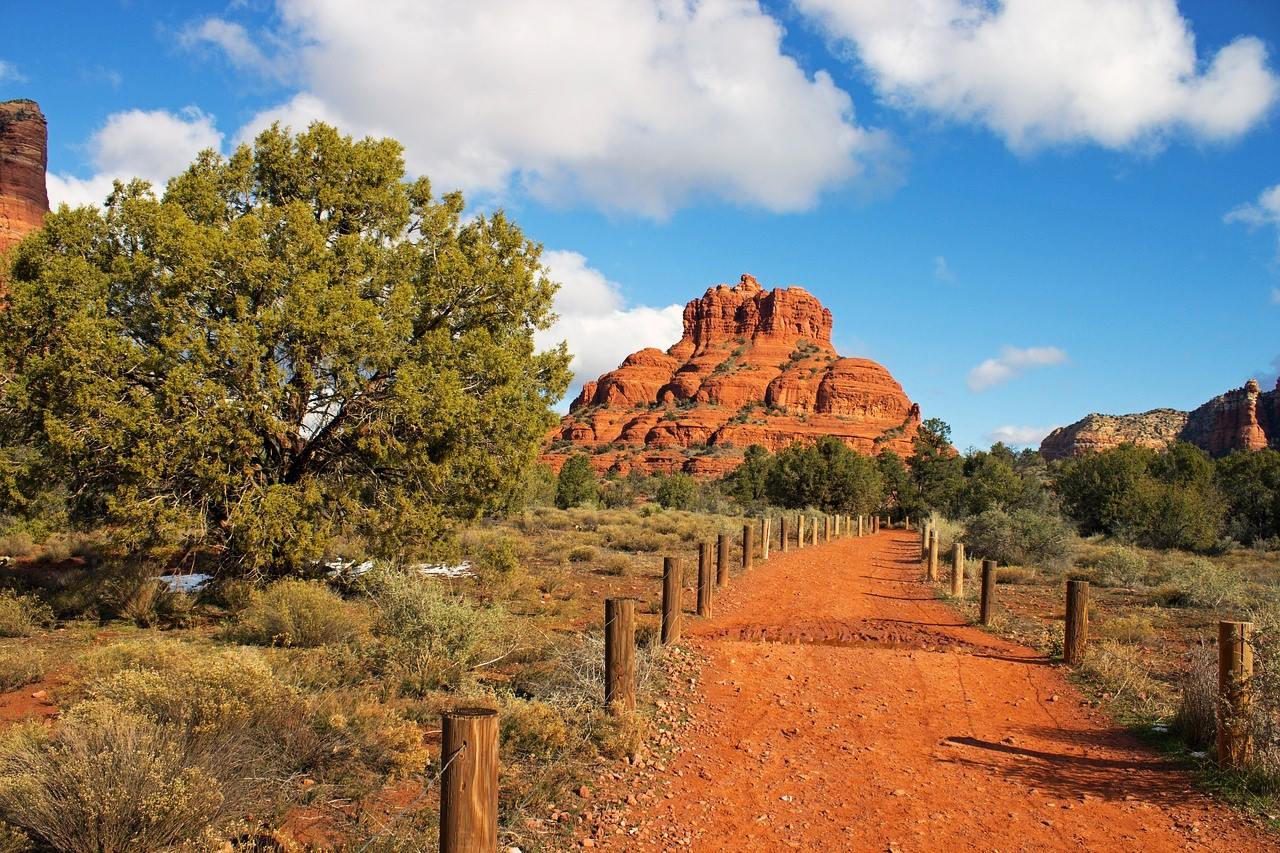 Mysteries-Of-Sedona8217s-Desert-Paths mysteries-of-sedonas-desert-paths