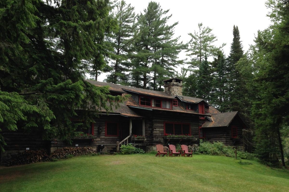 mysteries-of-the-adirondack-great-camps
