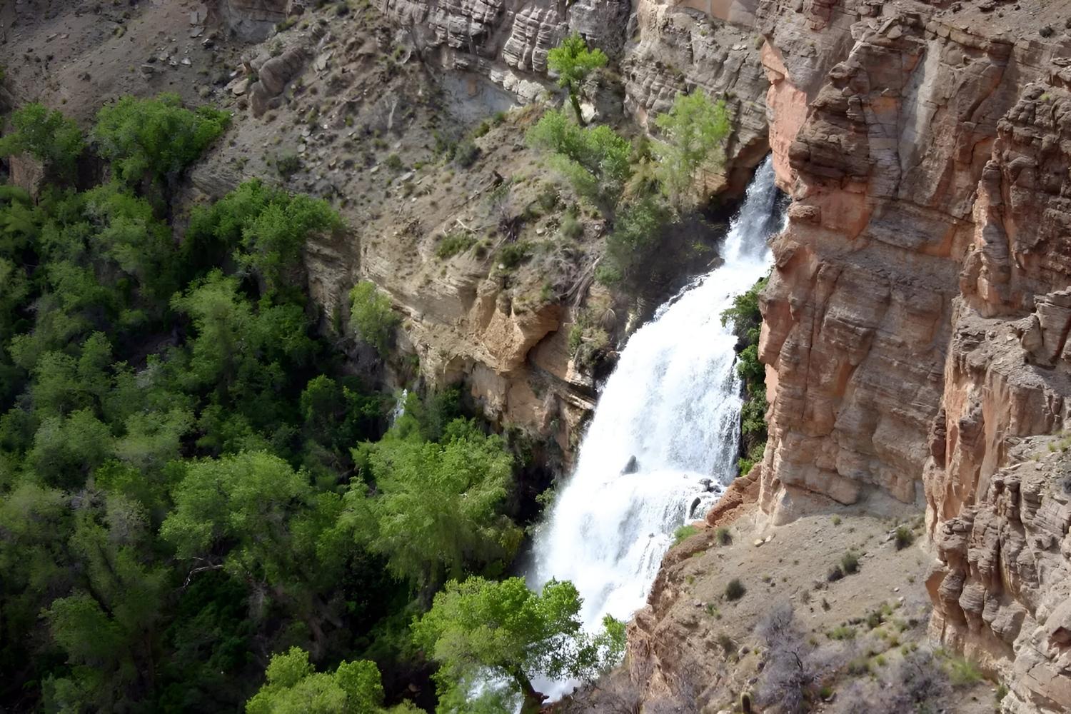 Mysteries-Of-Thunder-Rock-Springs-In-Arizona8217s-Superstition mysteries-of-thunder-rock-springs-in-arizonas-superstition