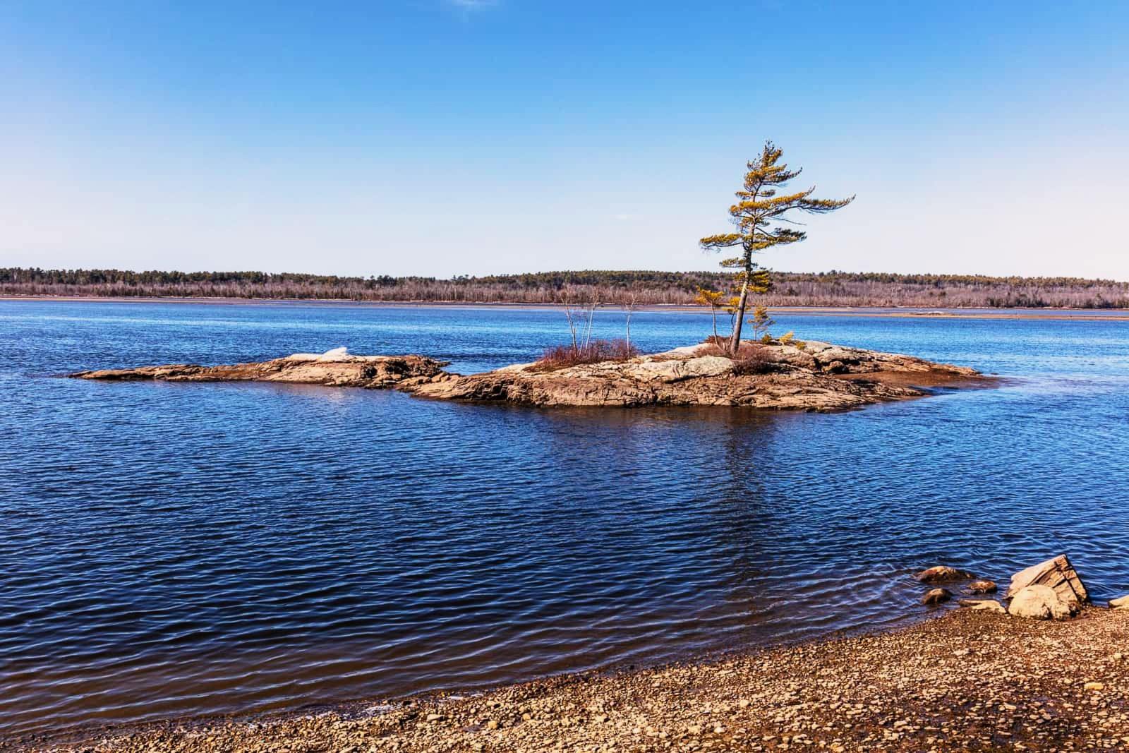 mysteries-of-thunder-spirit-basin-in-maine